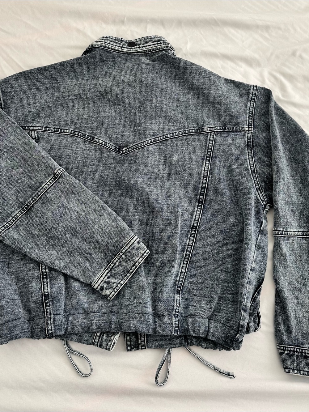 Aleeza Paris Denim Jacket- size XS - Picture 7 of 8